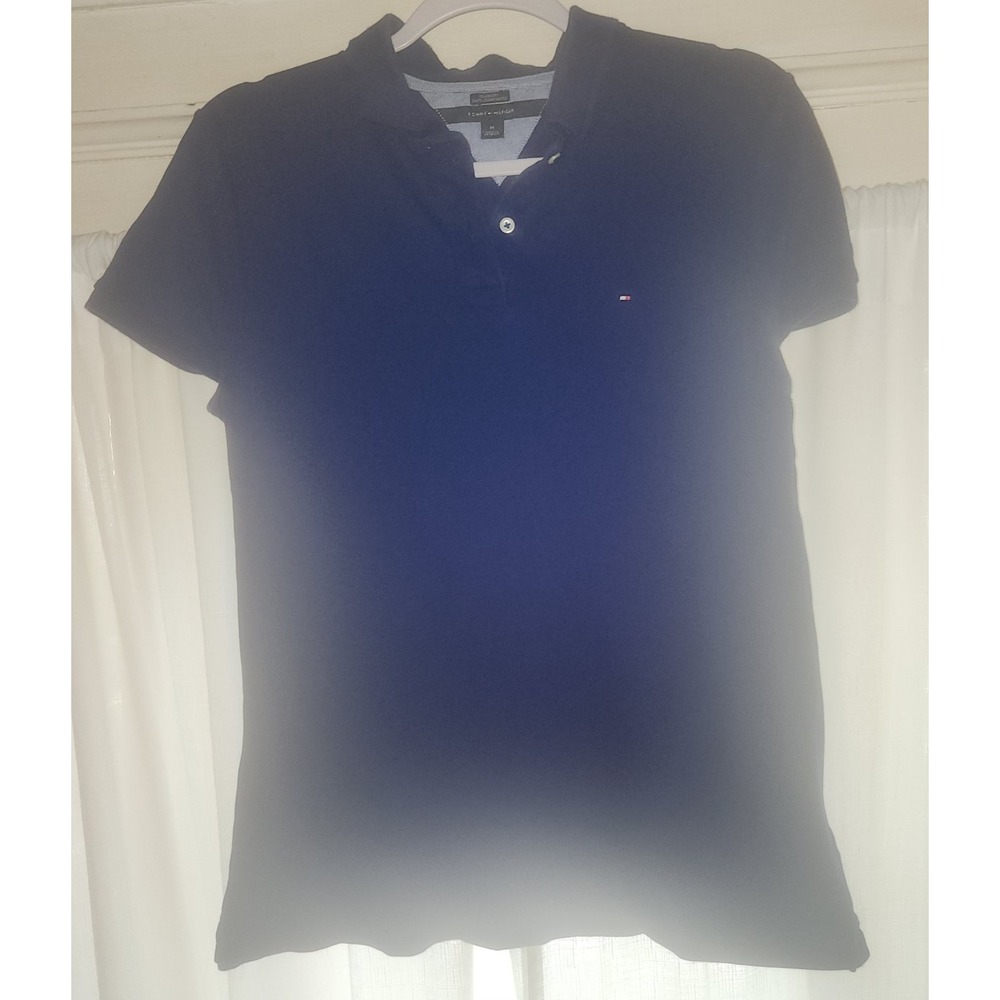 Tommy Hilfiger Women's Polo Navy Blue Relaxed Fit Short Sleeve
Medium
Sleeve